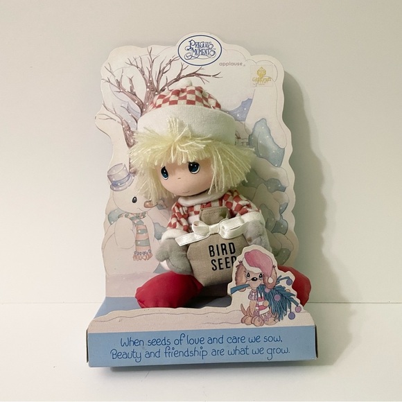 Vintage 1991 Applause Precious Moments Winter Bird Seed Feeding Girl Doll - Picture 12 of 12